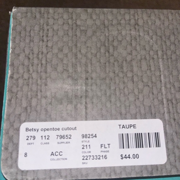 Maurice’s Betsy open toe cutout heels - Picture 4 of 4